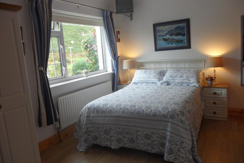 Rockmount House B&B คลิฟเดน ภายนอก รูปภาพ